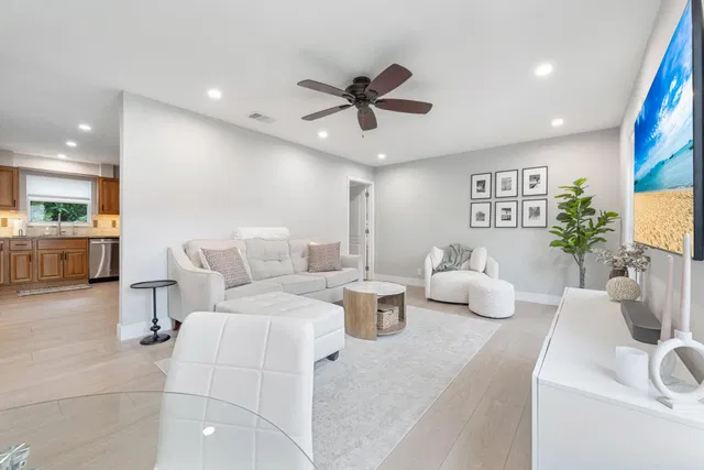  Residence photo 7