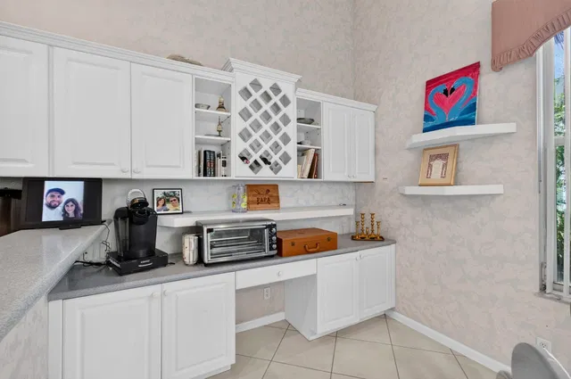 Residence photo 33