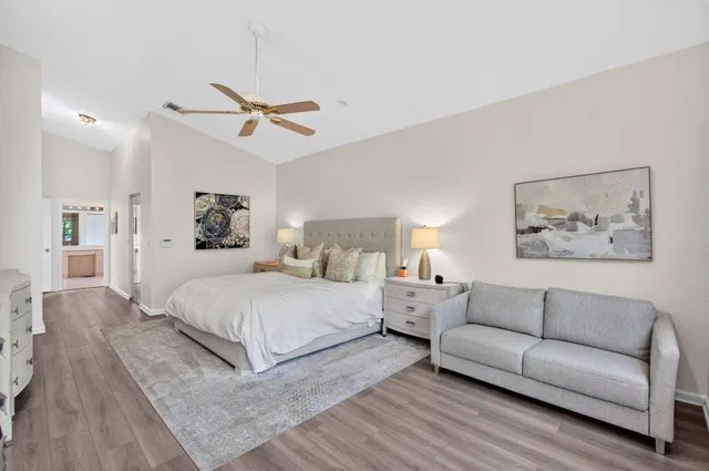 Residence photo 38