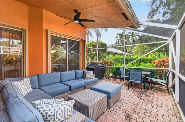 Residence photo 61