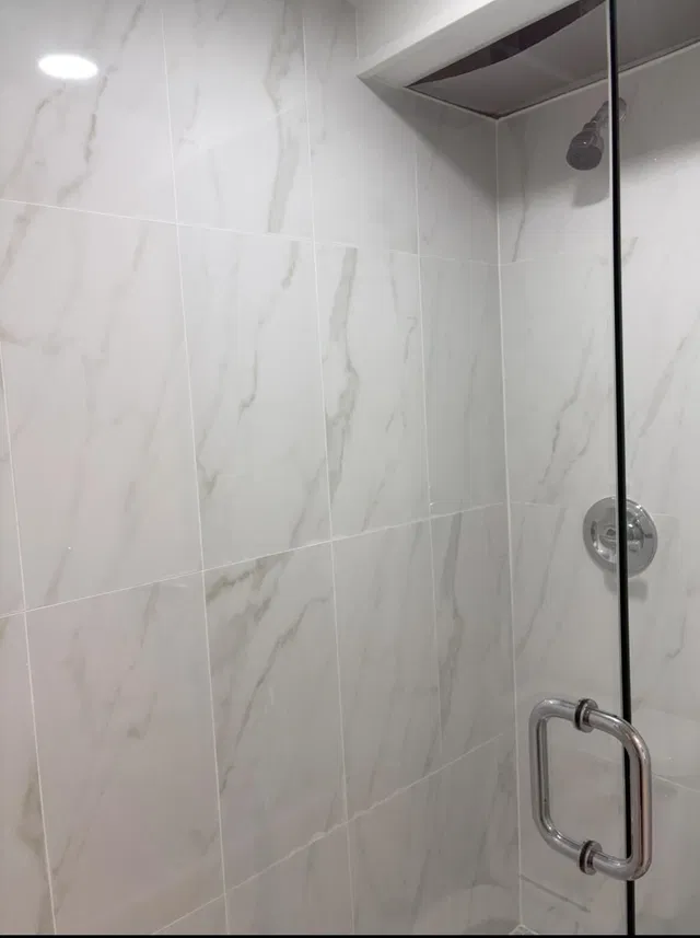 Unit 0220 photo 4