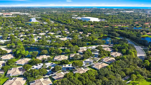 Residence photo 28