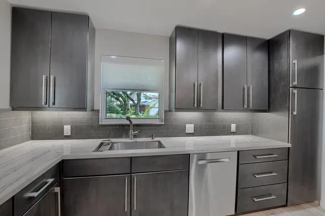 Residence photo 10