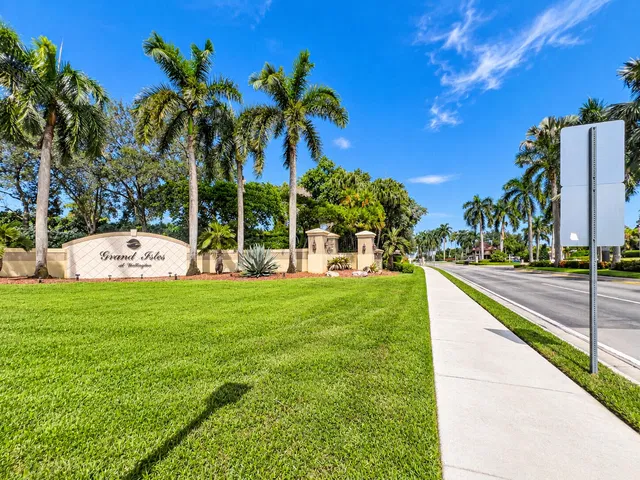 Residence photo 2