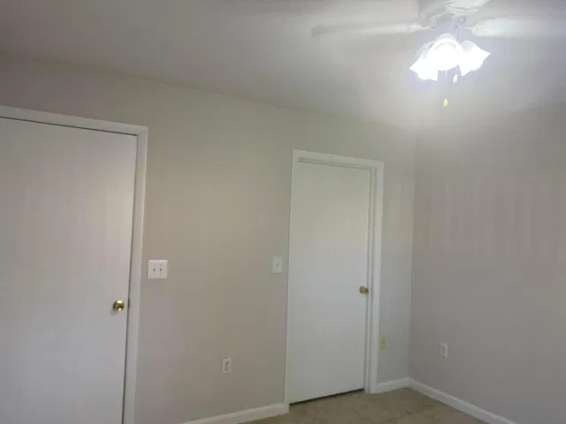  Unit 601 photo 8