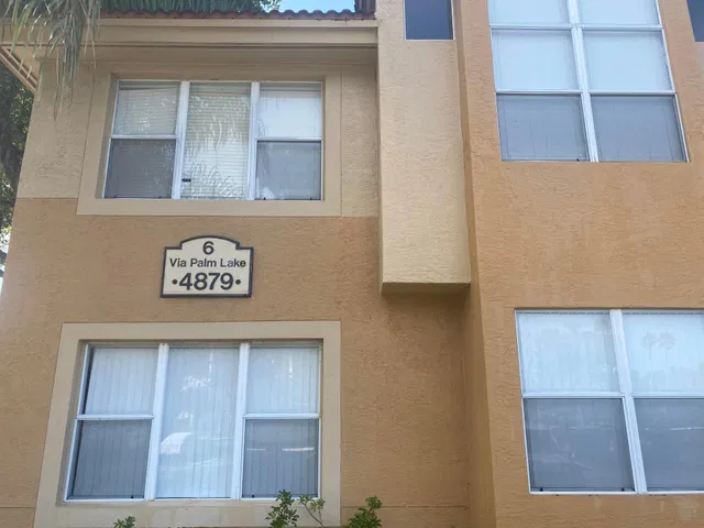  Unit 601 photo 15