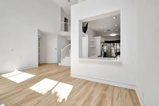 Residence photo 9