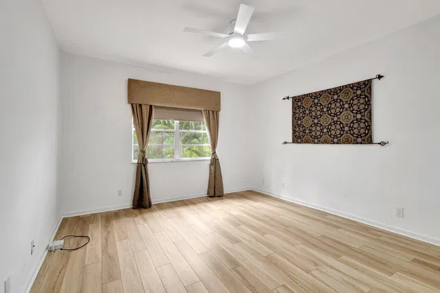 Residence photo 19