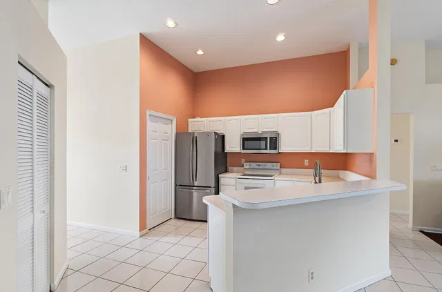 Residence photo 18