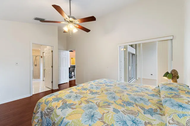 Residence photo 30