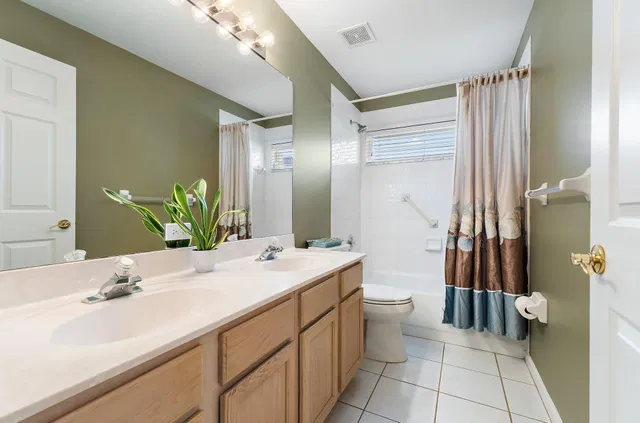 Residence photo 38