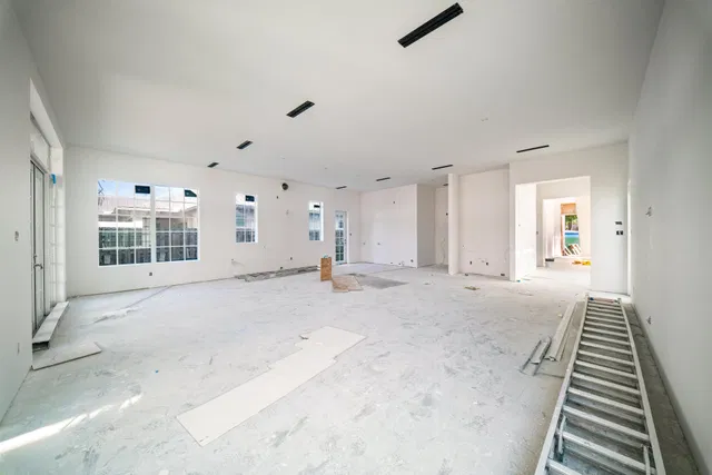 Residence photo 14
