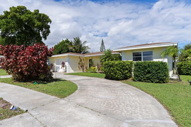 Residence photo 15