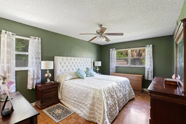  Residence photo 17