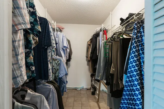  Residence photo 18