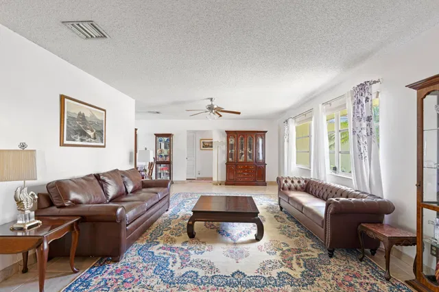  Residence photo 27