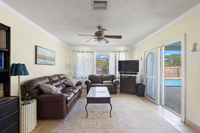  Residence photo 29