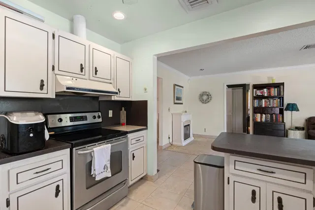  Residence photo 33