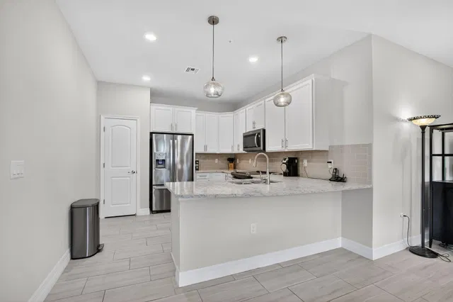 Residence photo 14