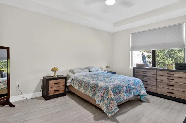 Residence photo 18