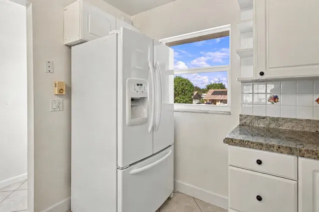  Unit 2100 photo 6