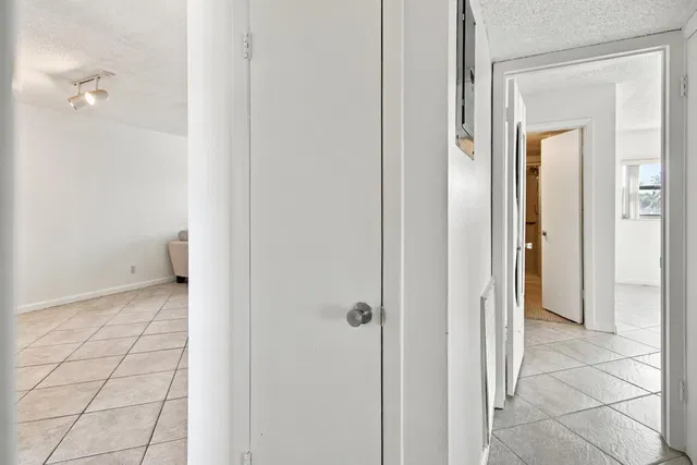  Unit 2100 photo 14