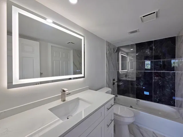 Unit Apt 203 photo 21