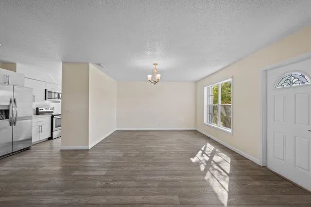 Jupiter River Estates Residence photo 12