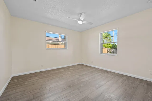 Jupiter River Estates Residence photo 18