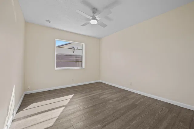 Jupiter River Estates Residence photo 25