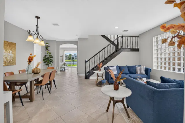 Residence photo 6