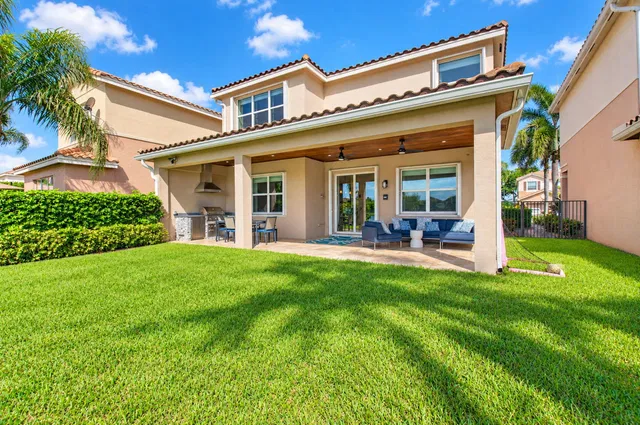 Residence photo 51