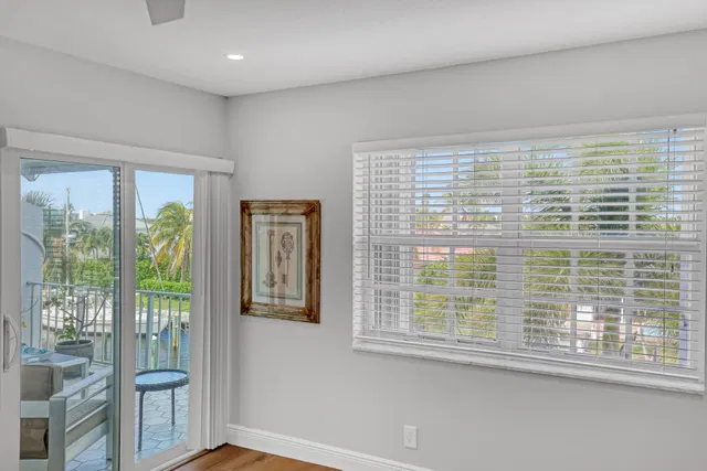Singer Island Unit 372 photo 15