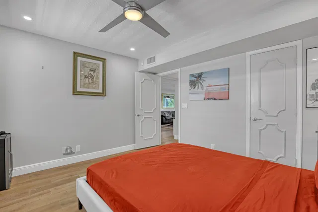 Singer Island Unit 372 photo 17