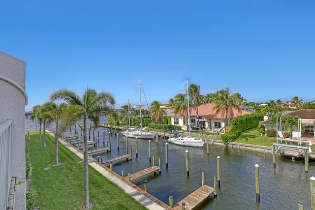 Singer Island Unit 372 photo 21