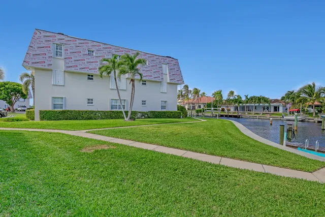 Singer Island Unit 372 photo 26