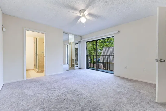 Residence photo 13