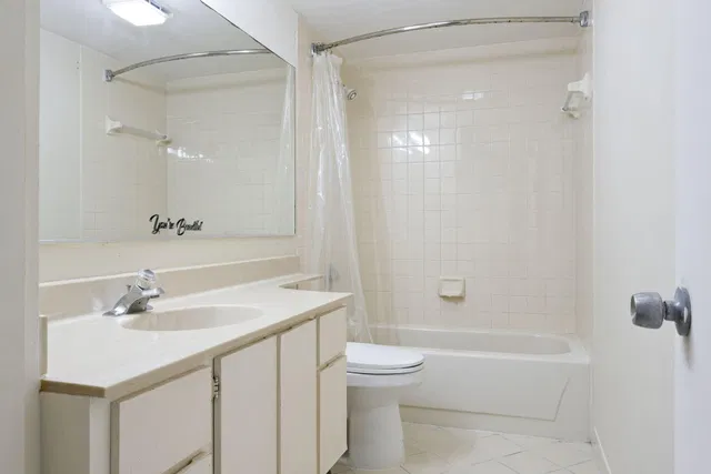 Residence photo 19