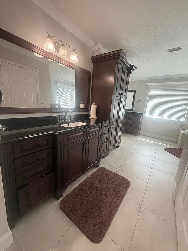 Residence photo 26