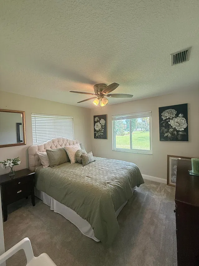 Residence photo 34