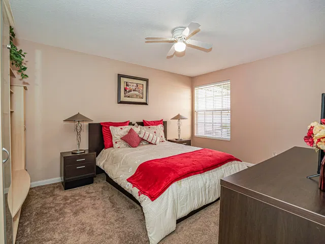 Residence photo 23