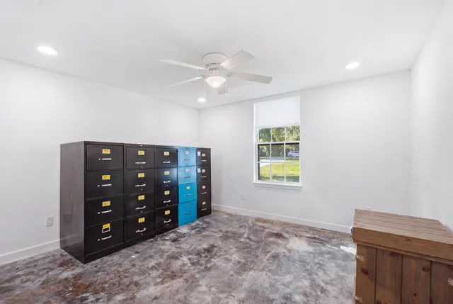Residence photo 25