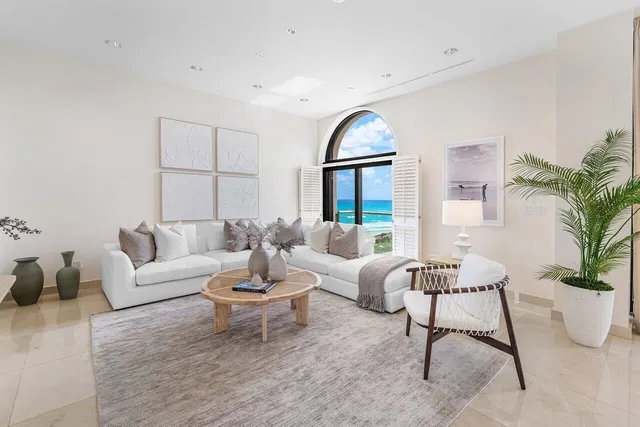 In-Town Palm Beach Unit N PH4 photo 9