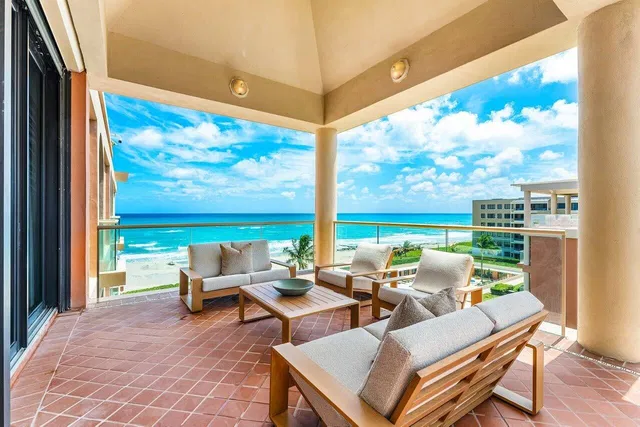 In-Town Palm Beach Unit N PH4 photo 10