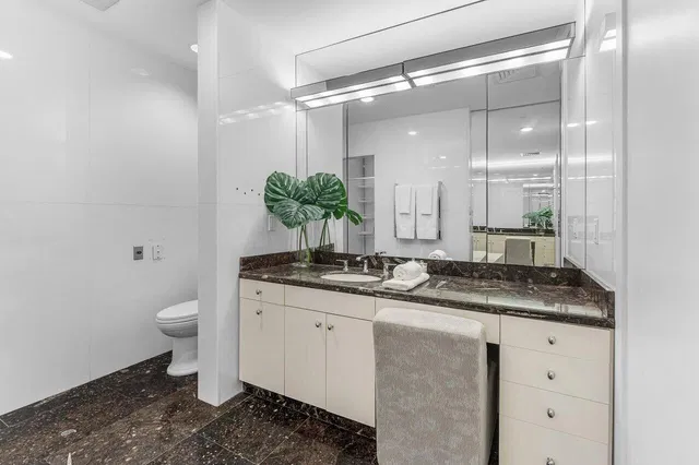 In-Town Palm Beach Unit N PH4 photo 24