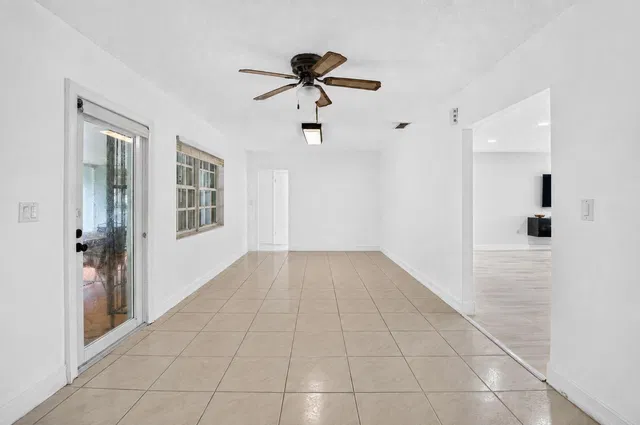 Residence photo 19
