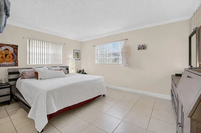 Residence photo 26