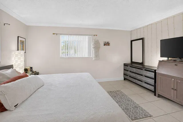 Residence photo 28