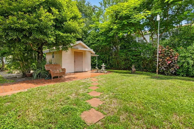 Residence photo 35