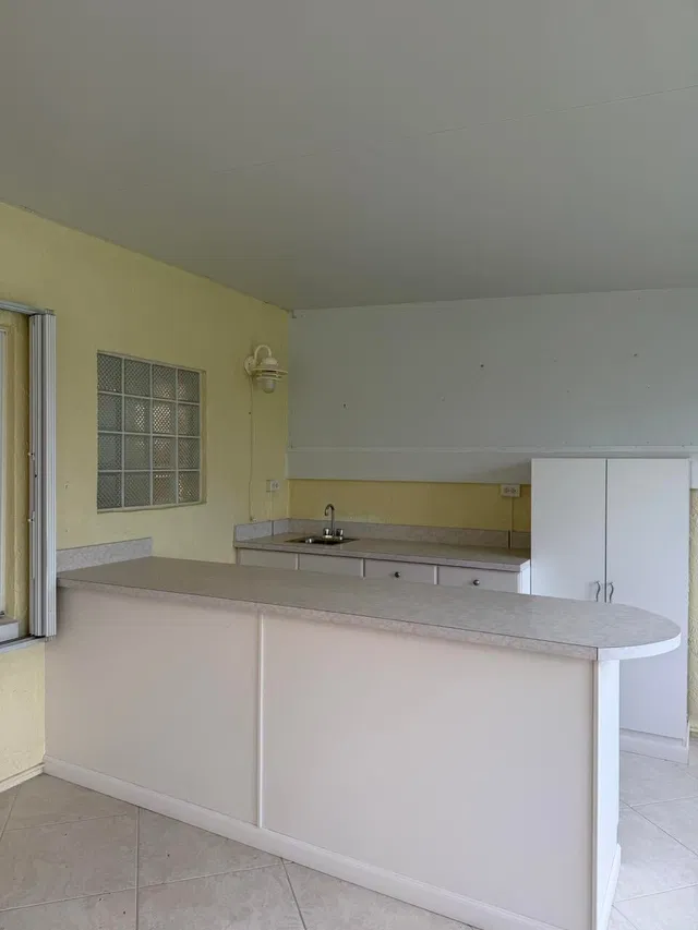  Residence photo 15